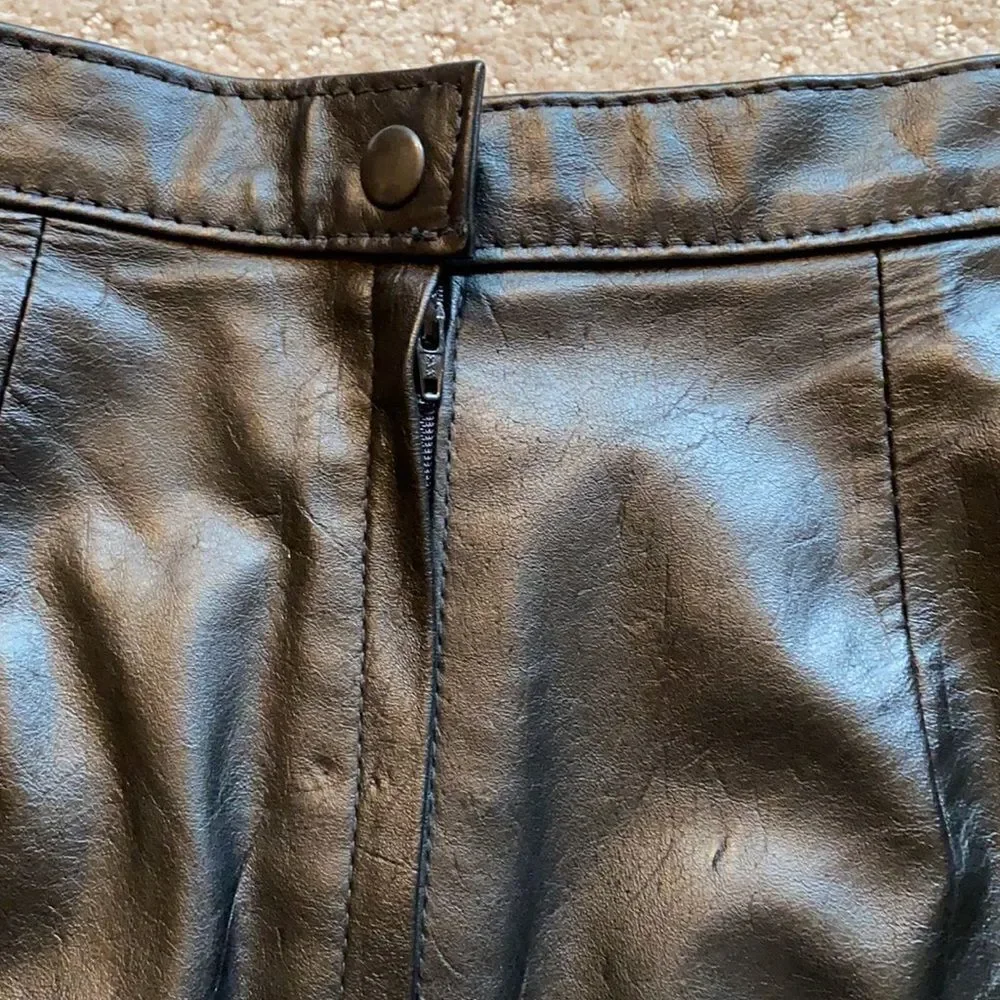 Comint Genuine Leather Pencil Skirt – Black – Size 5/6 – Made in Argentina